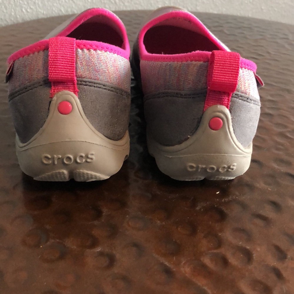 Crocs - Picture 3 of 11